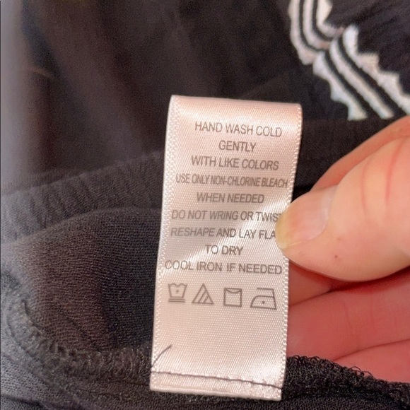 The Pioneer Woman Gorgeous Boho Black Embroidered Women's Top Size Small - Picture 10 of 10